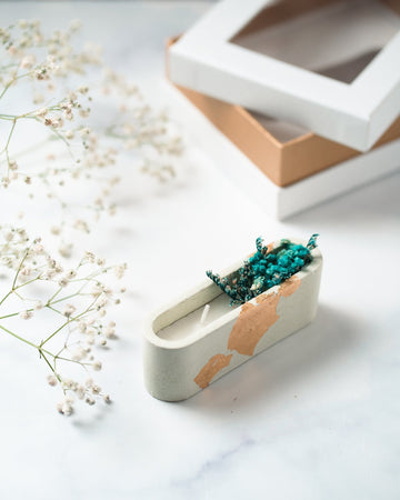 Green Concrete Container | Scented Soy Wax Candle | With Natural Flower
