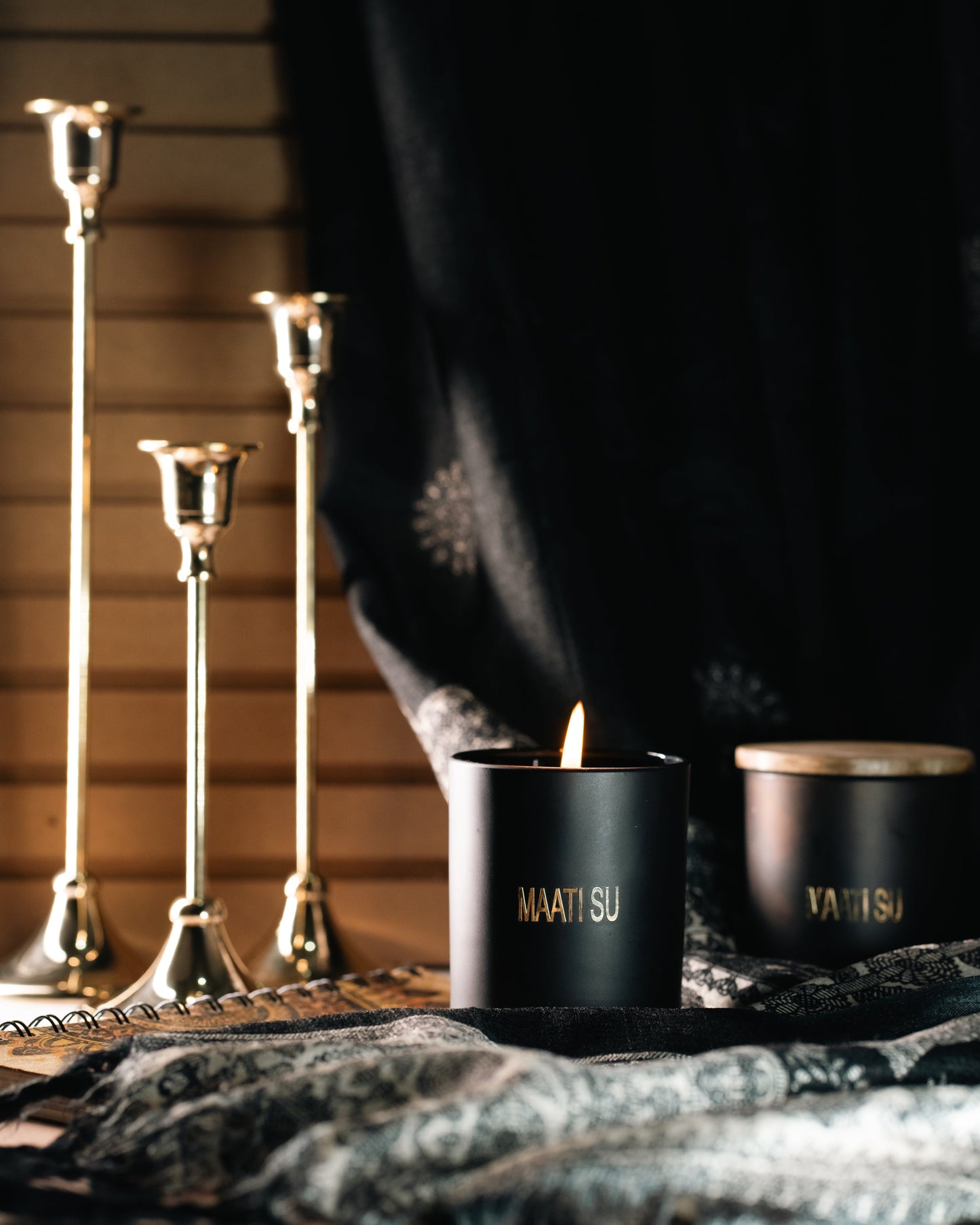 Matte Black Glass Container With Wooden Lid |Scented Soy Wax Candle