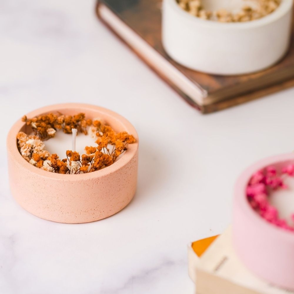 Concrete Candle | Peach | Dry Flower Soy Wax Candle