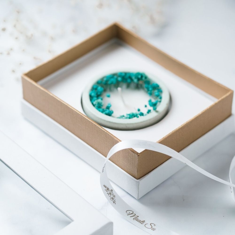 Concrete Candle | Aqua Green | Dry Flower Soy Wax Candle