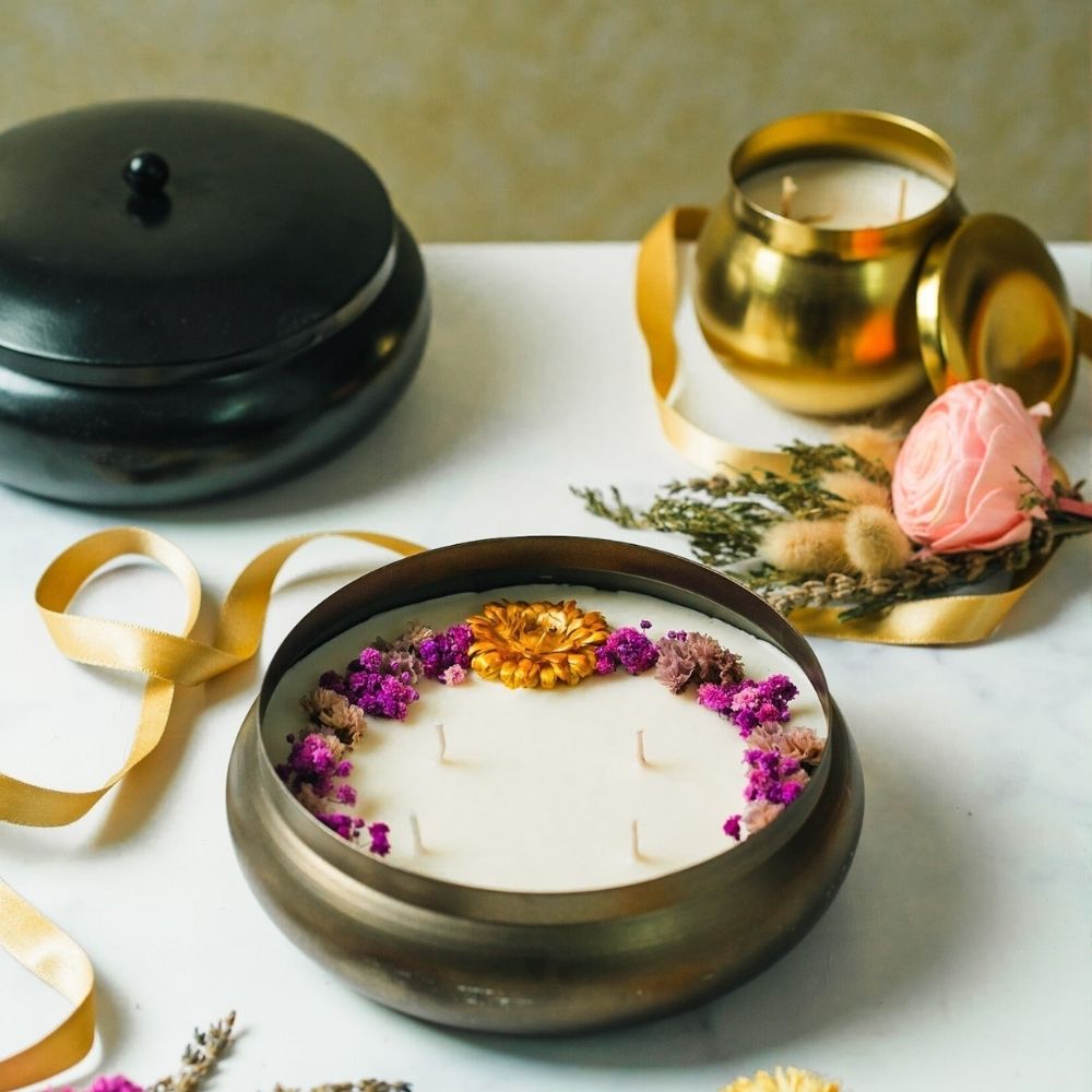Antique Finish Urli Candle | 7" with Lid | Dry Flower Soy Wax Candle