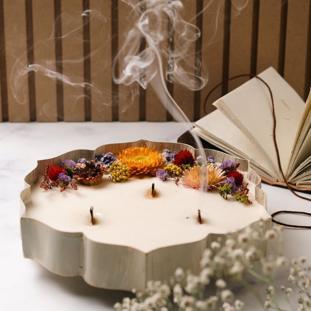 White & Gold Urli Candle | 9" | Dry Flower Soy Wax Candle