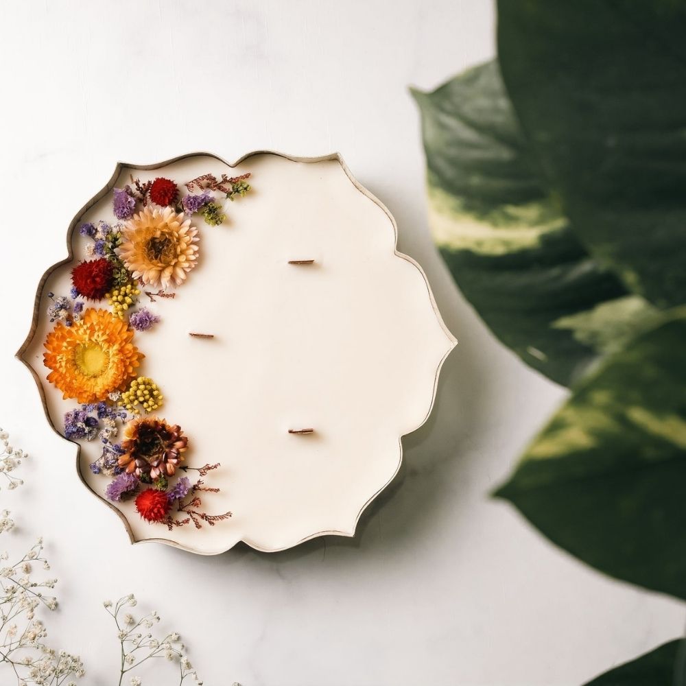 White & Gold Urli Candle | 9" | Dry Flower Soy Wax Candle