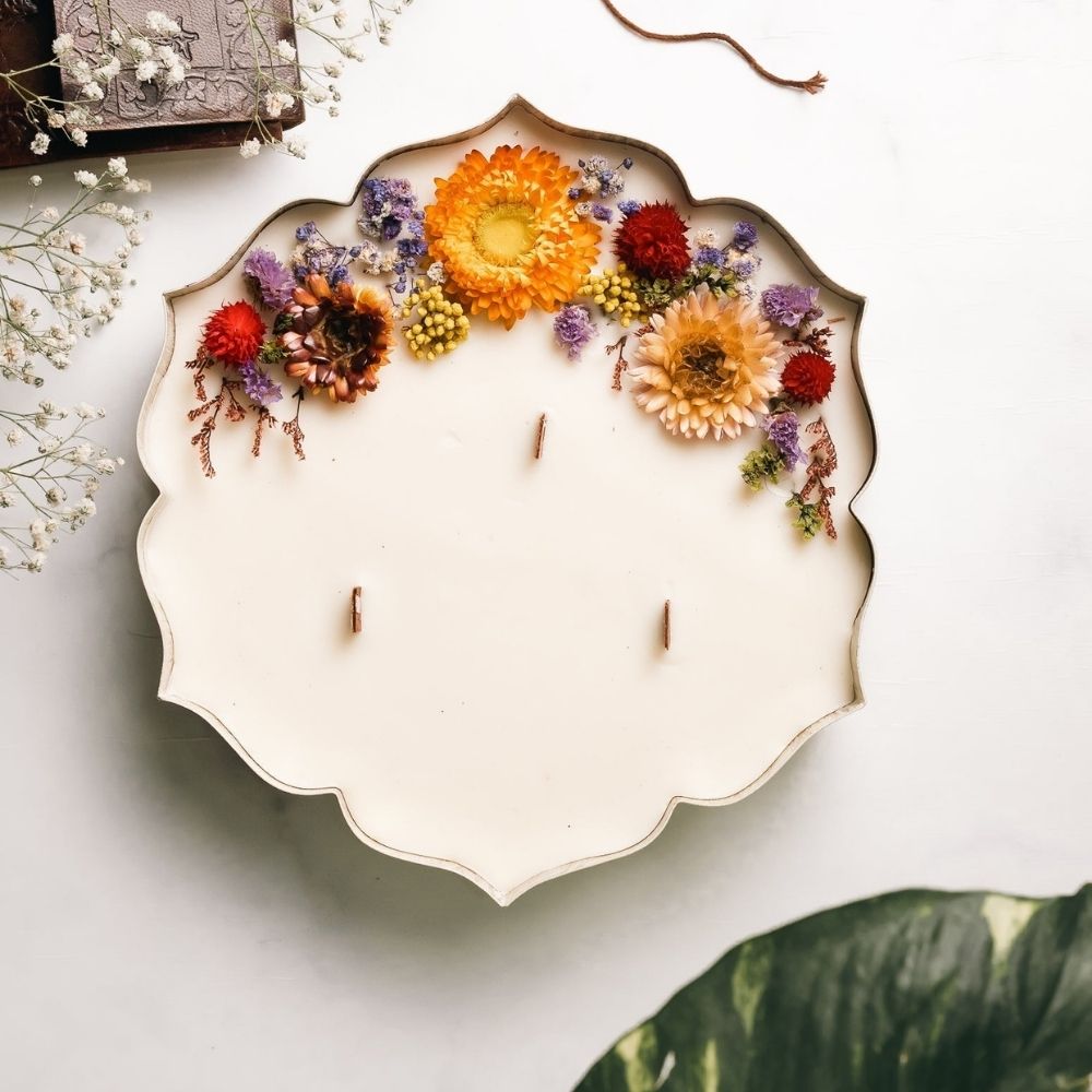 White & Gold Urli Candle | 9" | Dry Flower Soy Wax Candle