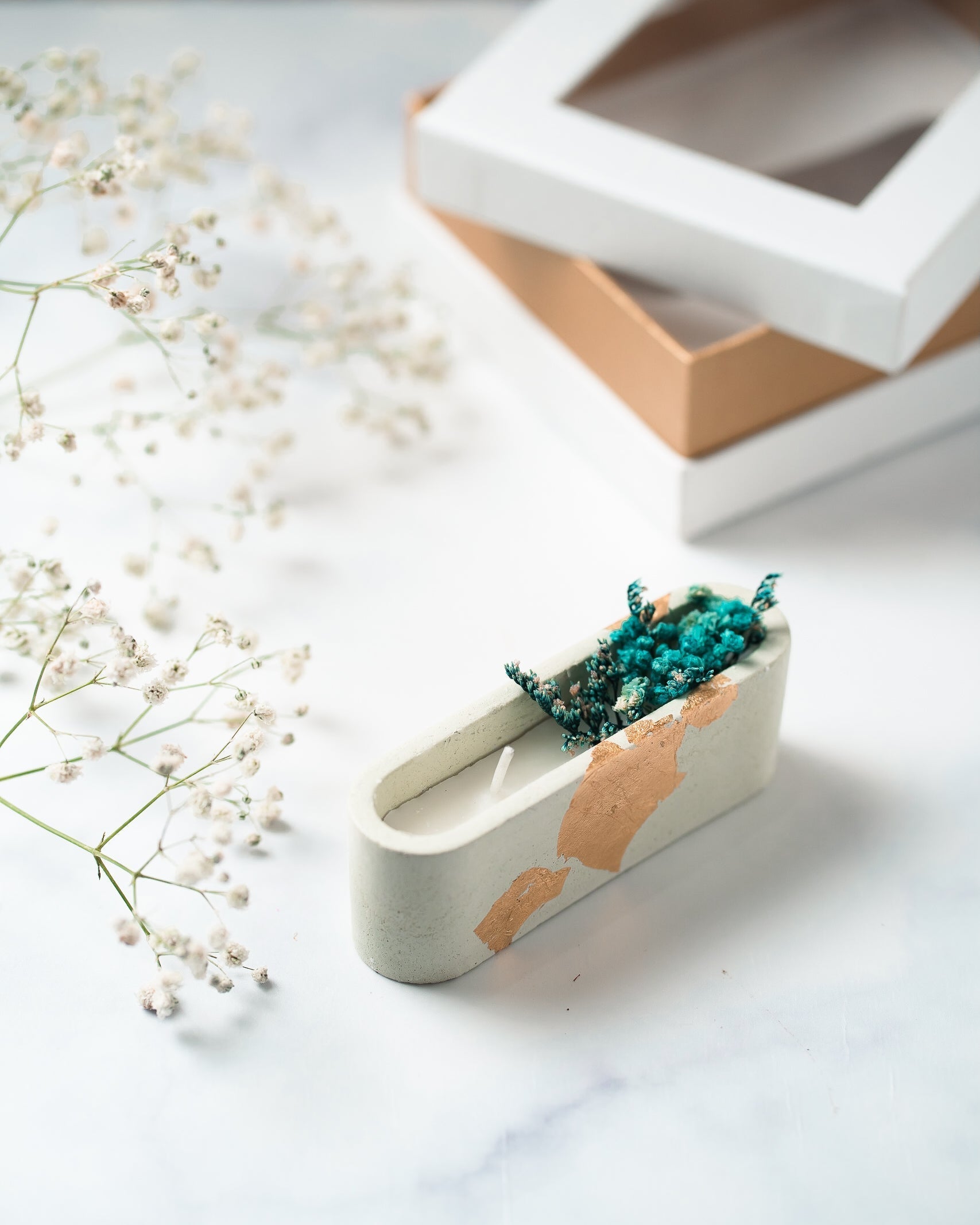Green Concrete Container | Scented Soy Wax Candle | With Natural Flower