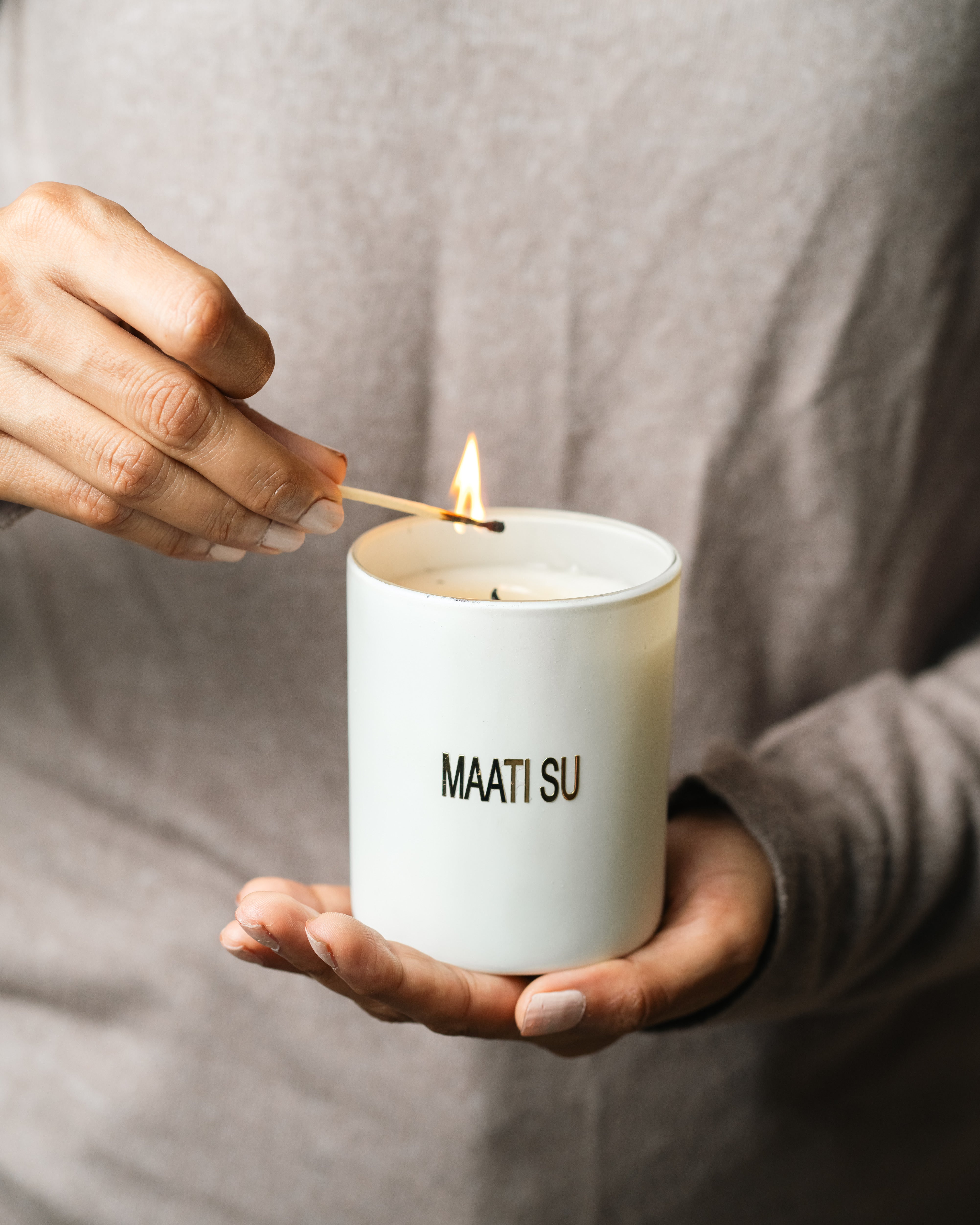 White Glass Container With Wooden Lid |Scented Soy Wax Candle