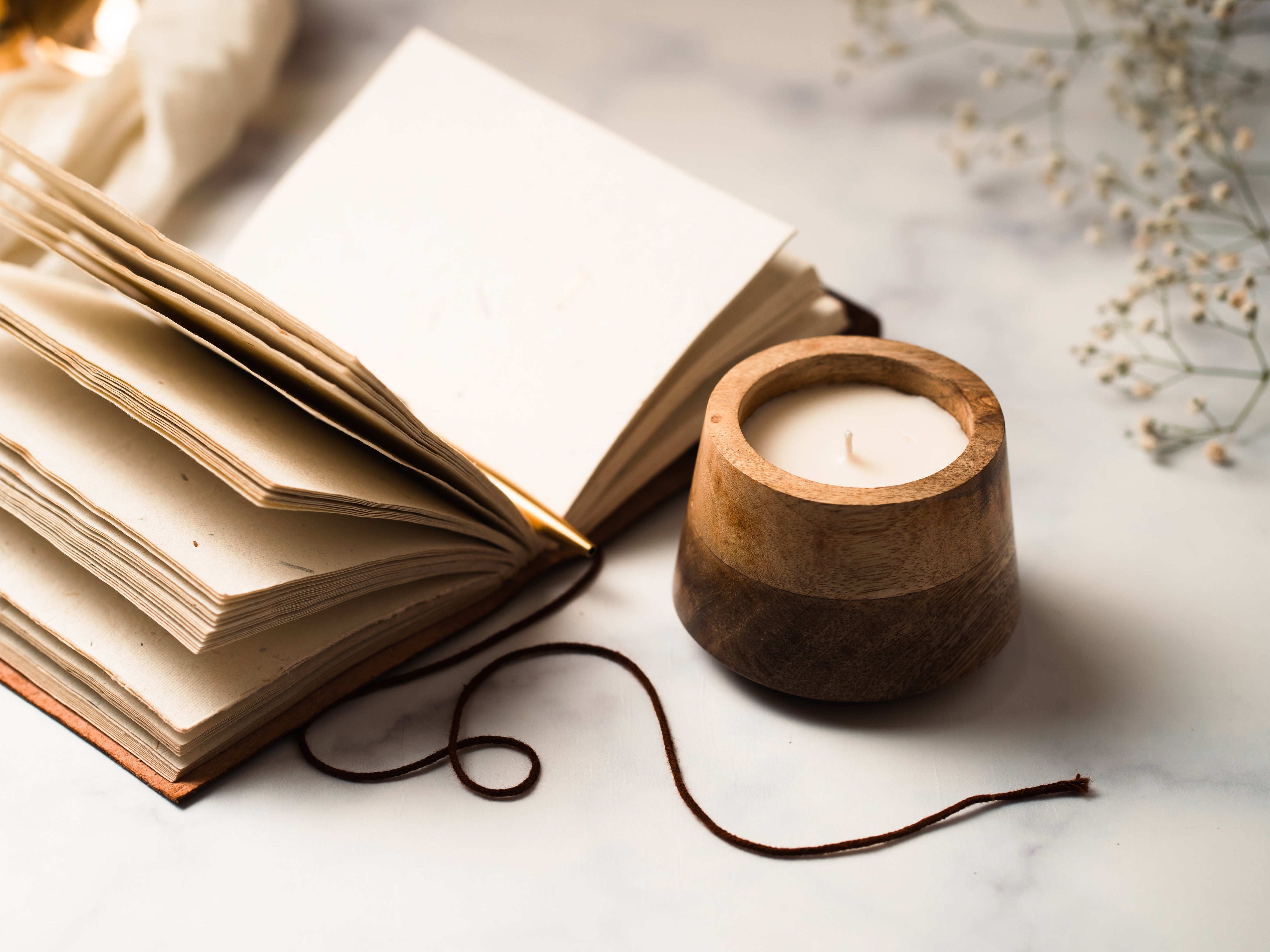 Wooden Container | Scented Soy Wax Candle